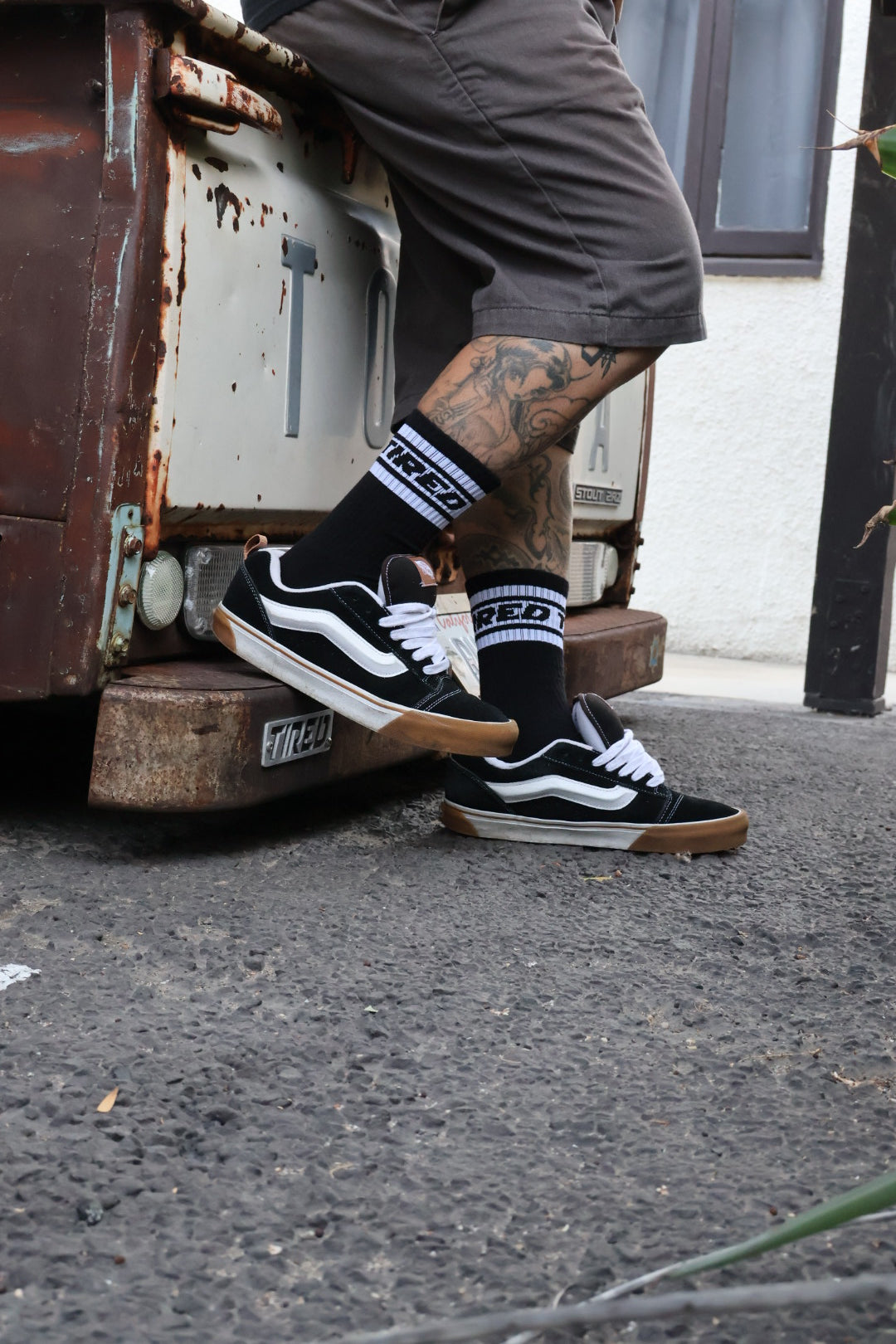 Tired Automotive Socks Black